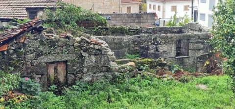 Moradia T8 para venda