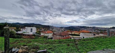 Moradia T8 para venda