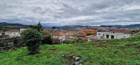 Moradia T8 para venda