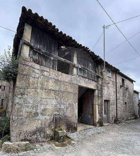 Moradia T2 para venda