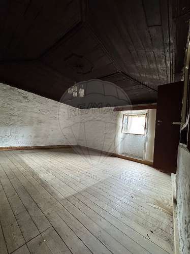 Moradia T2 para venda