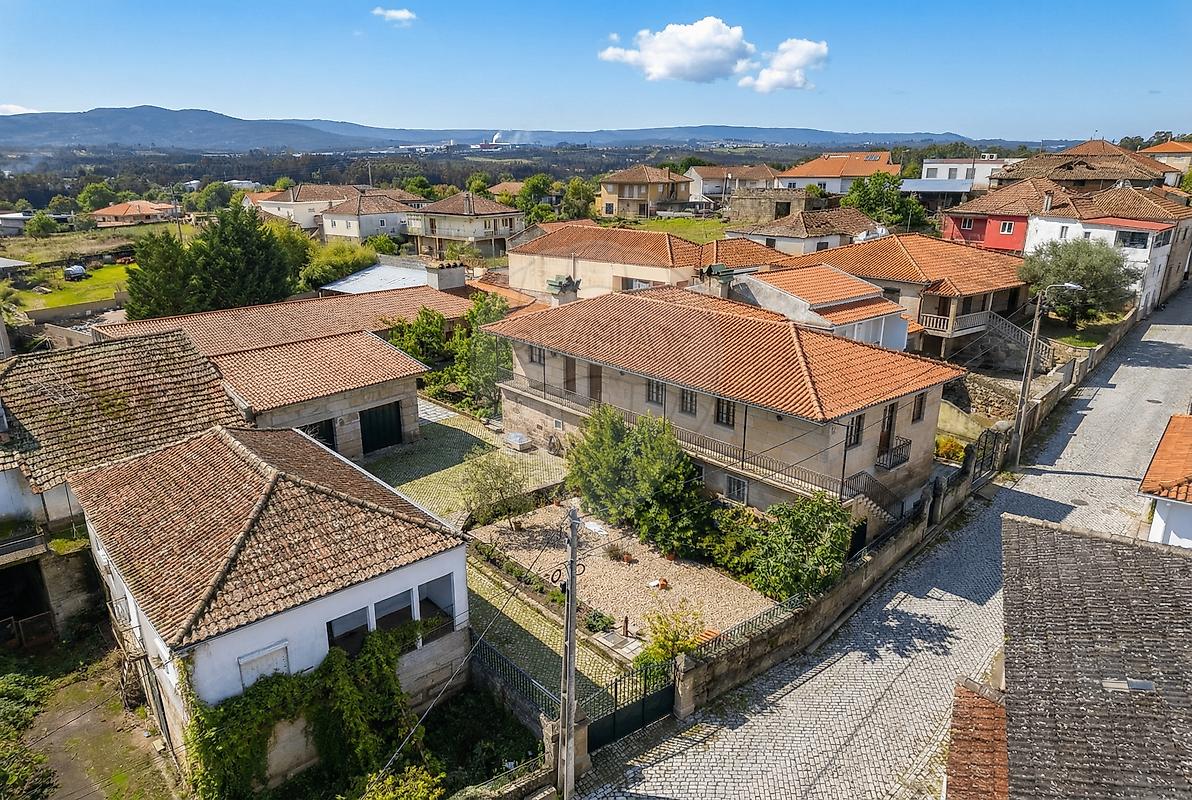 Moradia T5 para venda