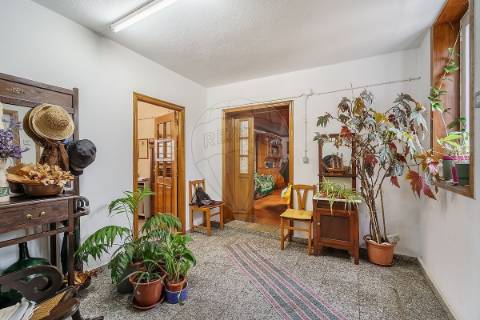 Moradia T5 para venda