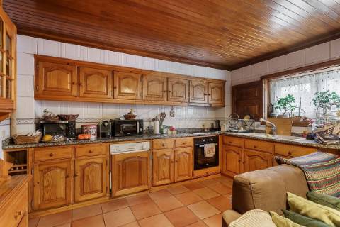 Moradia T5 para venda