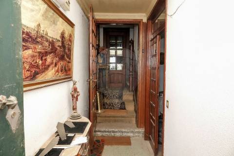 Moradia T8 para venda