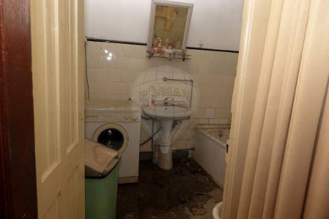 Moradia T8 para venda