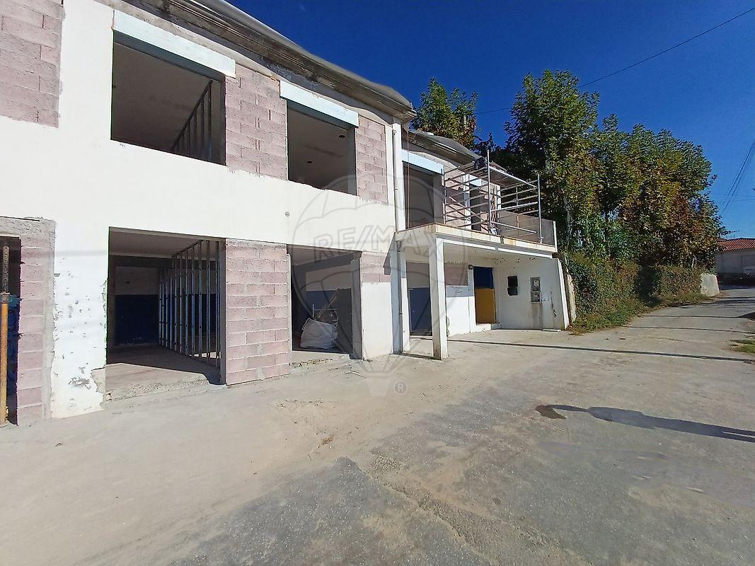 Moradia T2 para venda