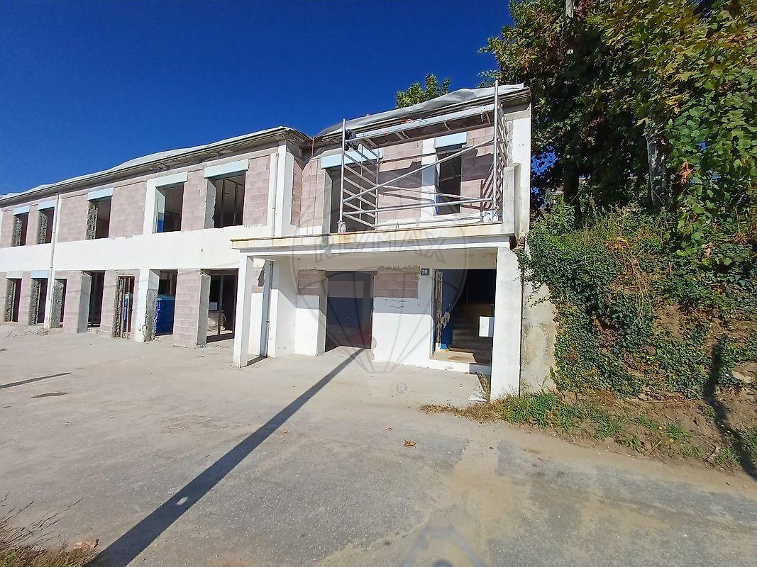 Moradia T2 para venda