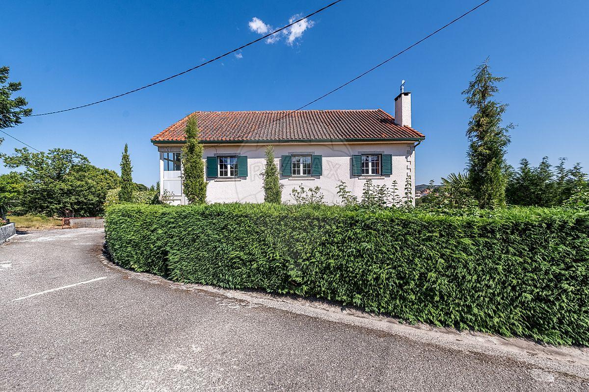 Moradia T6 para venda