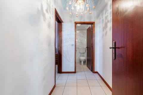 Moradia T6 para venda