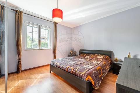 Moradia T6 para venda