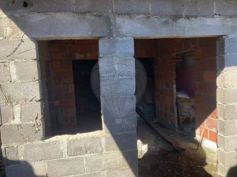 Moradia T2 para venda