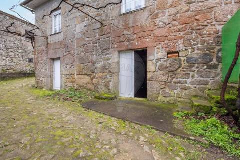 Moradia T2 para venda