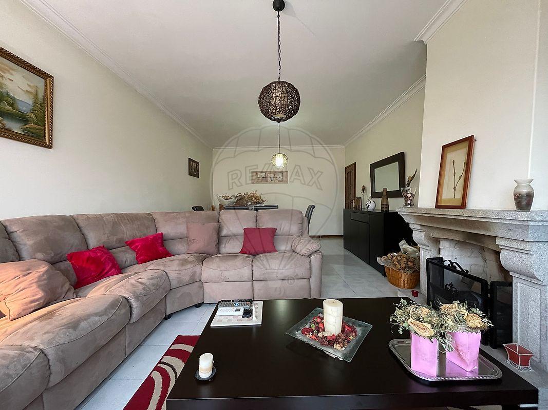 Apartamento T4 para venda