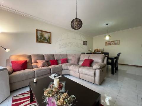 Apartamento T4 para venda