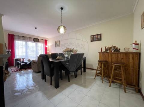 Apartamento T4 para venda