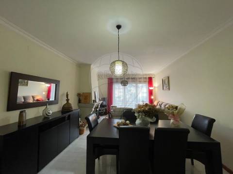 Apartamento T4 para venda