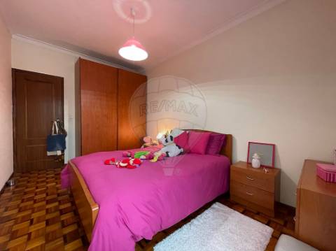 Apartamento T4 para venda