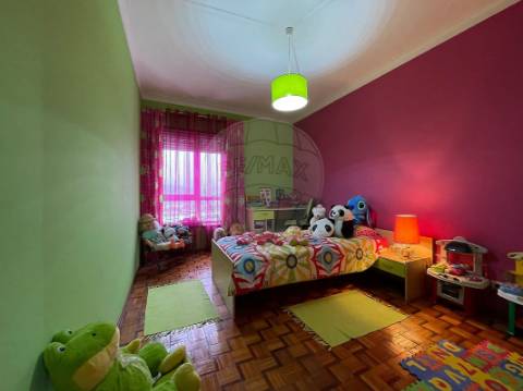 Apartamento T4 para venda