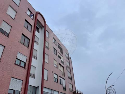 Apartamento T4 para venda