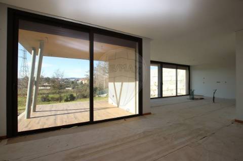 Moradia T3 para venda