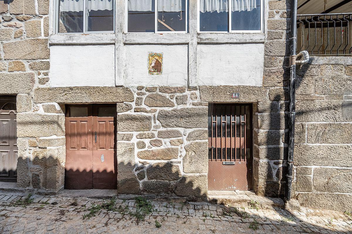 Moradia T4 para venda