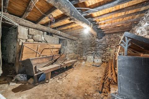 Moradia T4 para venda