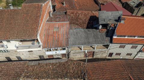 Moradia T4 para venda