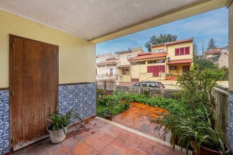 Moradia T4 para venda