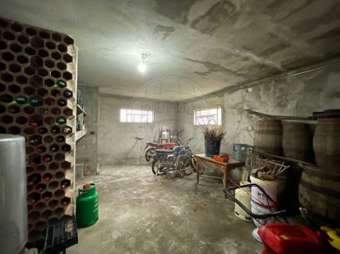 Moradia T4 para venda