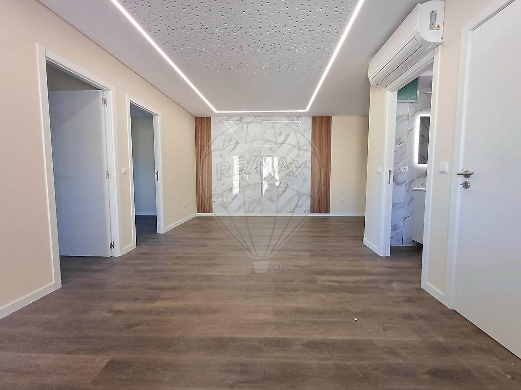 Moradia T2 para venda