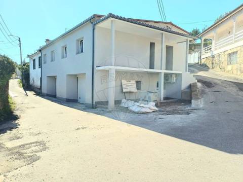 Moradia T2 para venda