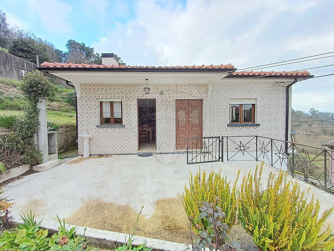 Moradia T5 para venda