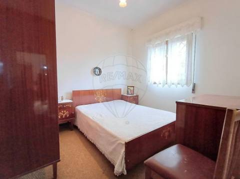 Moradia T5 para venda