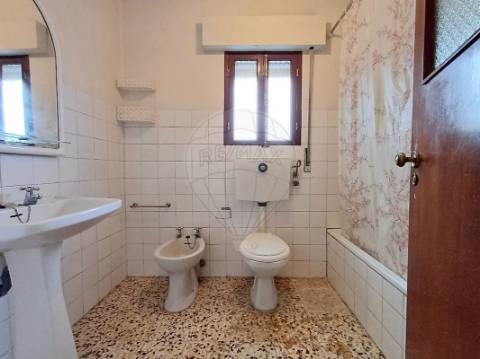 Moradia T5 para venda