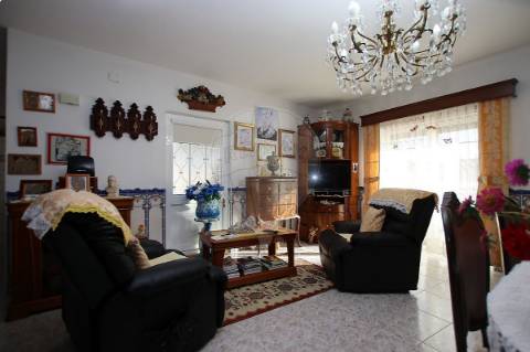 Moradia T4 para venda