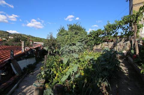 Moradia T4 para venda