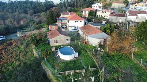 Moradia T5 para venda