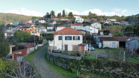 Moradia T5 para venda