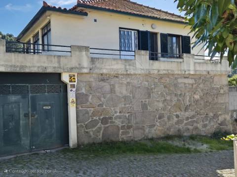 Moradia T5 para venda