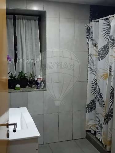 Moradia T5 para venda