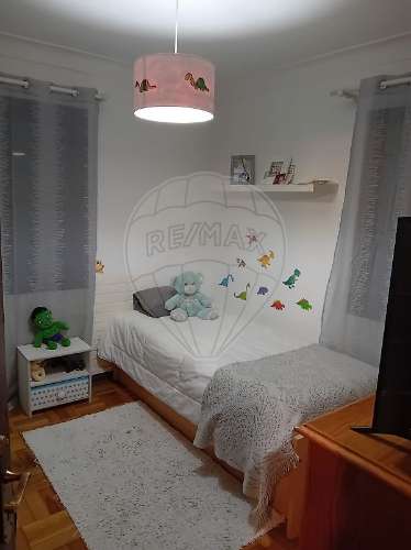 Moradia T5 para venda