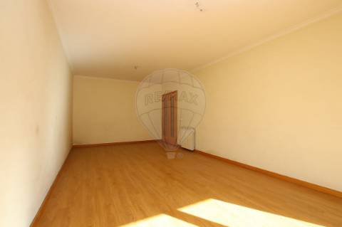 Apartamento T2 para arrendamento