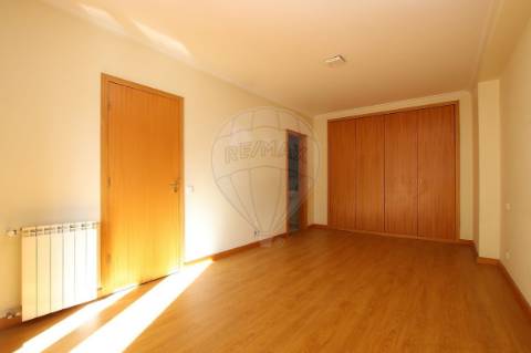Apartamento T2 para arrendamento