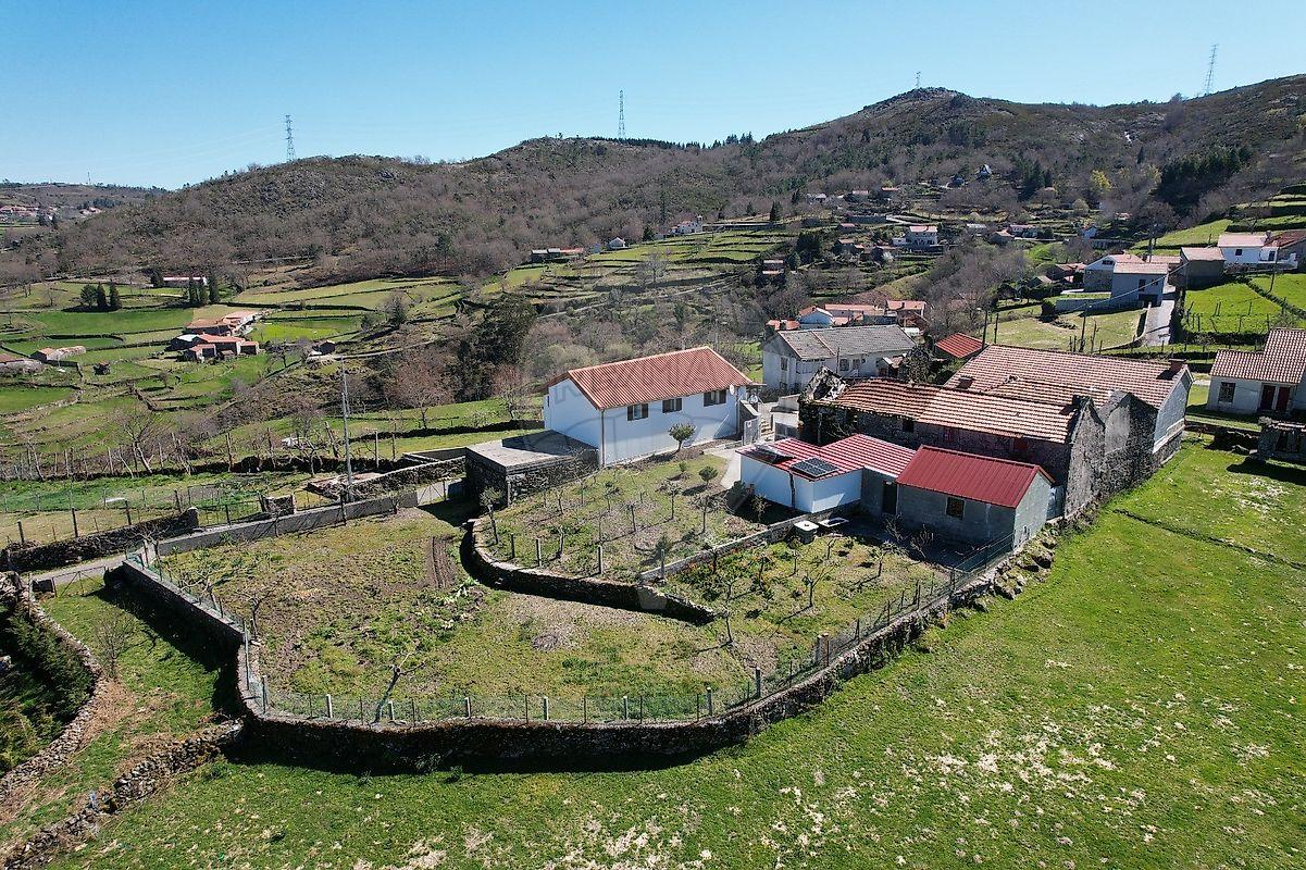 Moradia T4 para venda