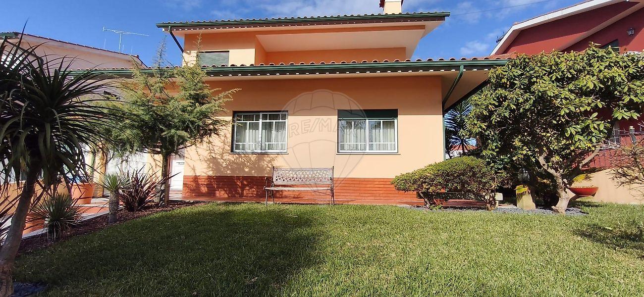 Moradia T3 para venda