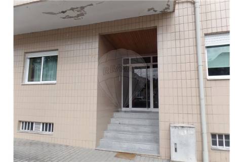 Apartamento T1 para arrendamento