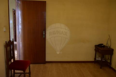 Moradia T5 para venda