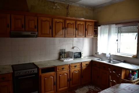 Moradia T5 para venda