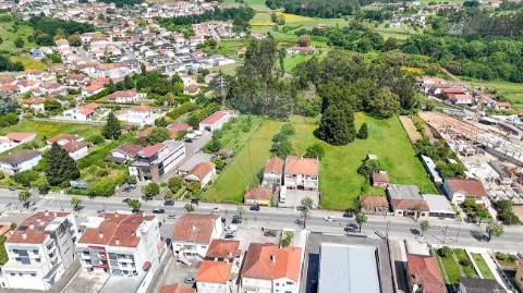 Moradia T5 para venda